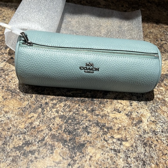 Coach Makeup Brush Holder In Sage - Picture 3 of 7